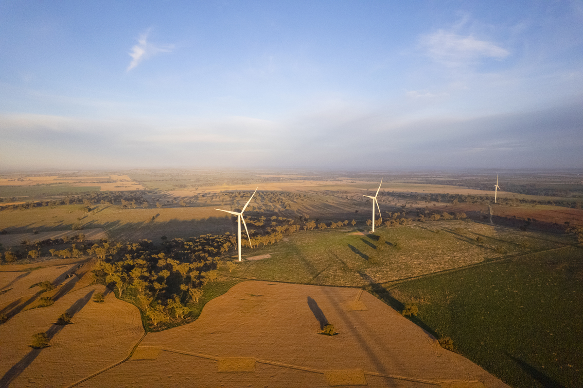 Kaiser Prospect (with two nearest wind turbines), 2022